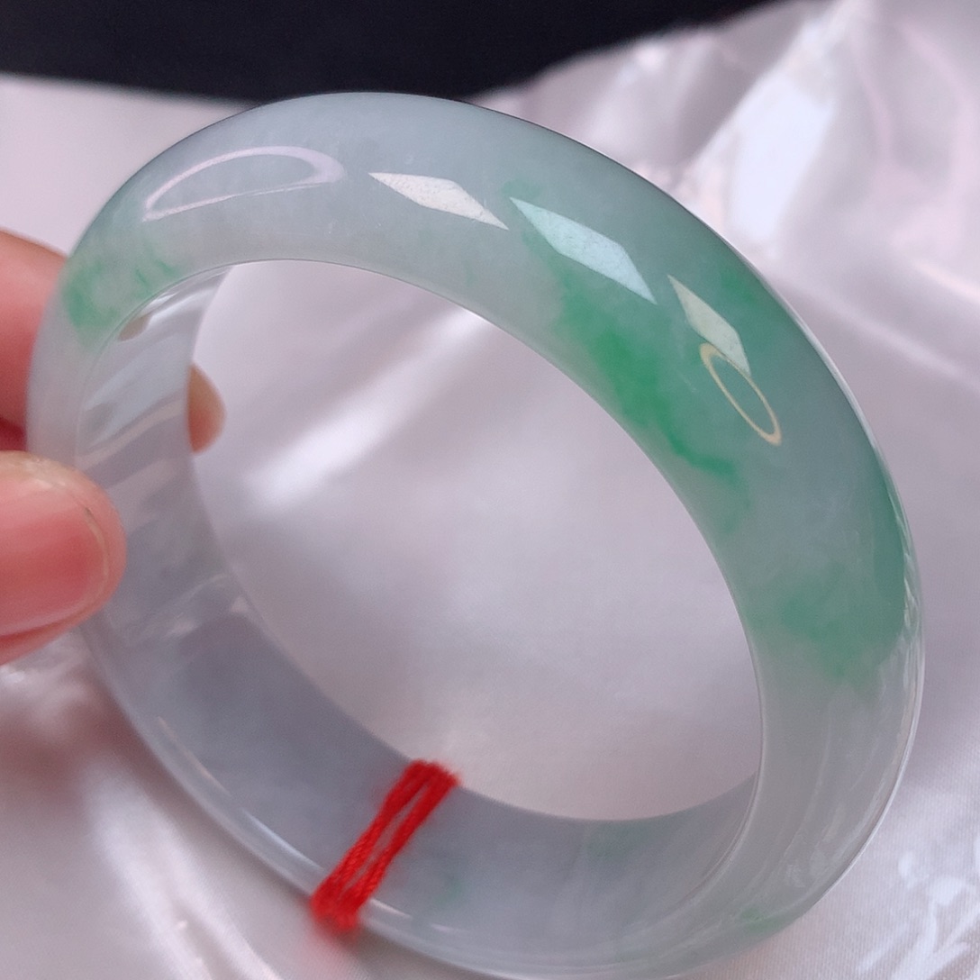 翡翠手镯未镶嵌57 翡翠手镯