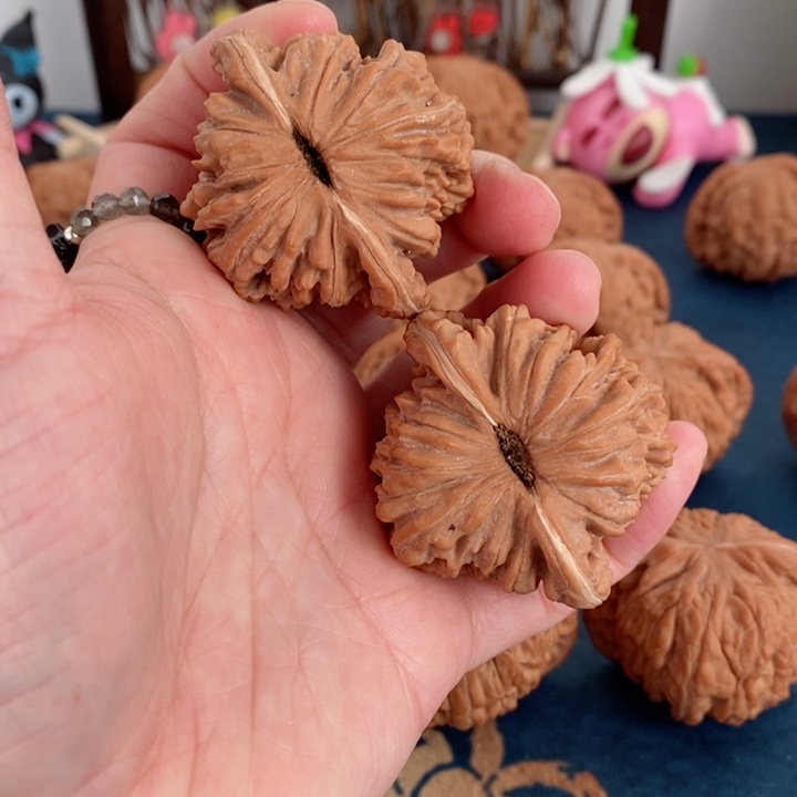 文玩核桃把件四座楼45