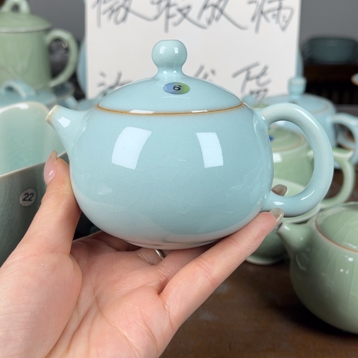 千***雪6号天青色西施壶不完美