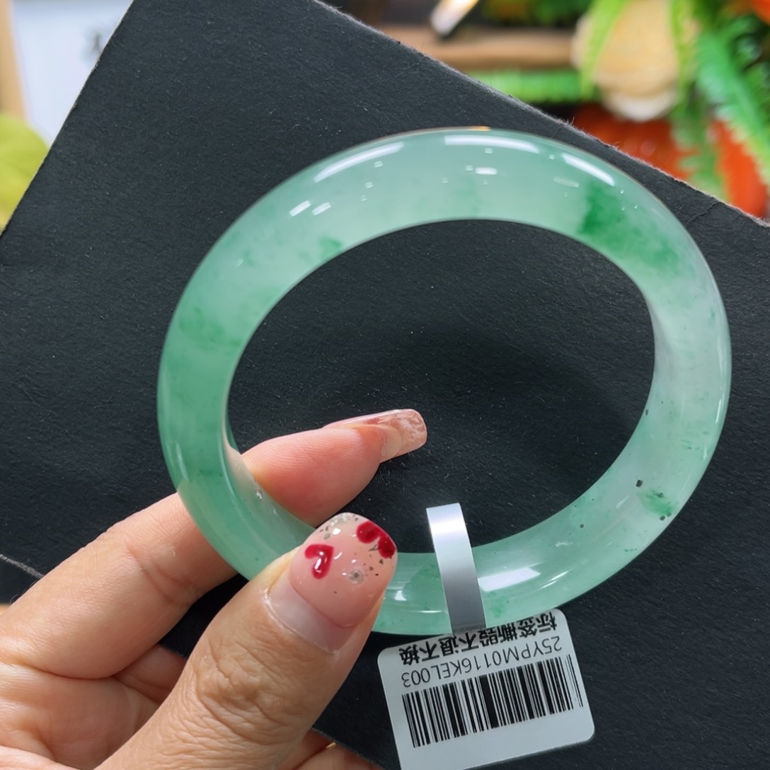 石英质玉手镯未镶嵌➕周周59.8