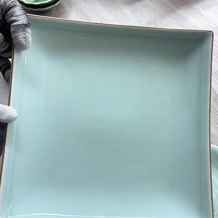 微瑕特价青瓷25厘米