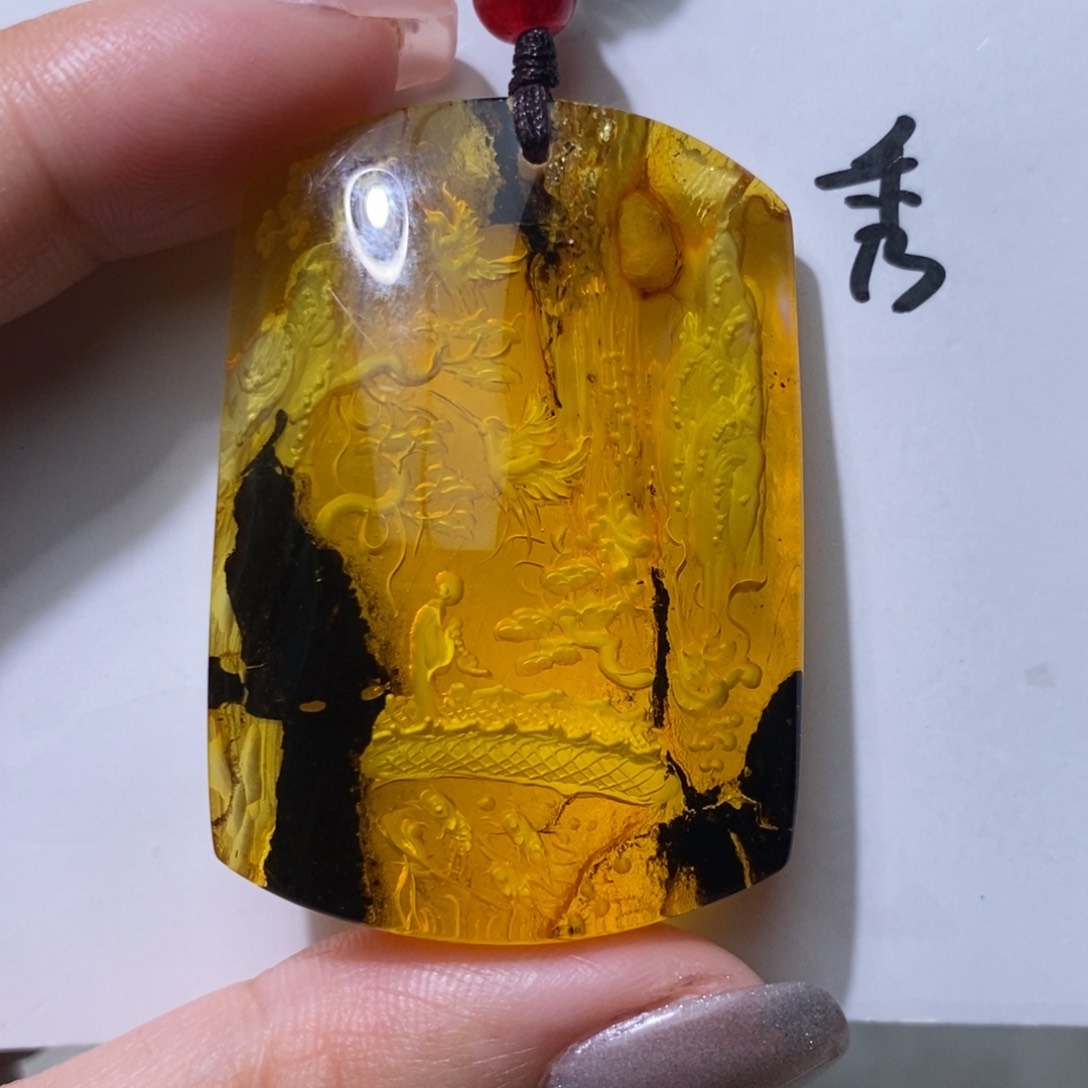 琥珀珠宝奇石未镶嵌