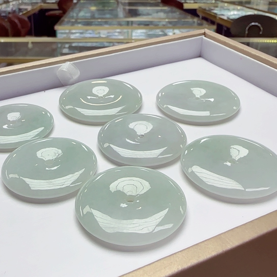 颈饰未镶嵌翡翠多样性发其一ph77