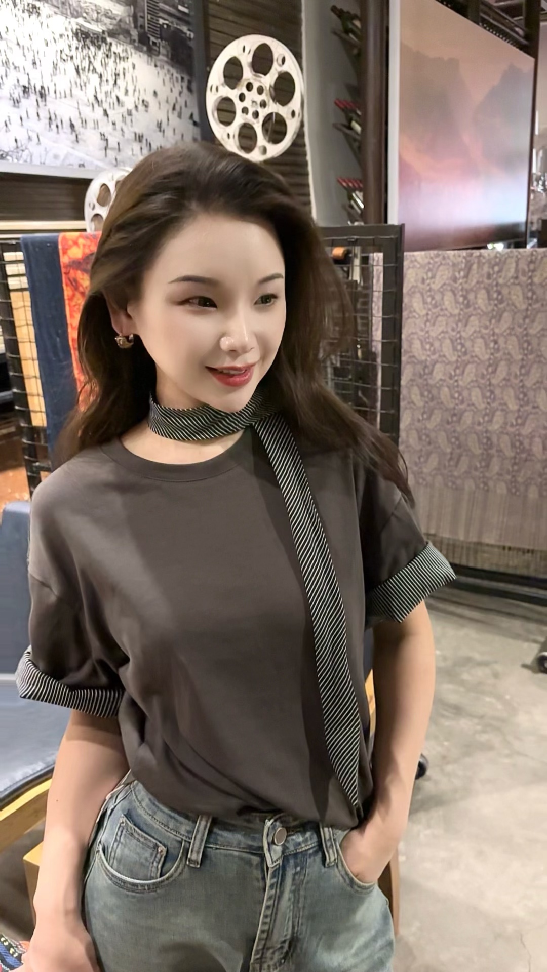 圆领常规款T恤百搭短袖通勤宽松小众针织时尚修身型