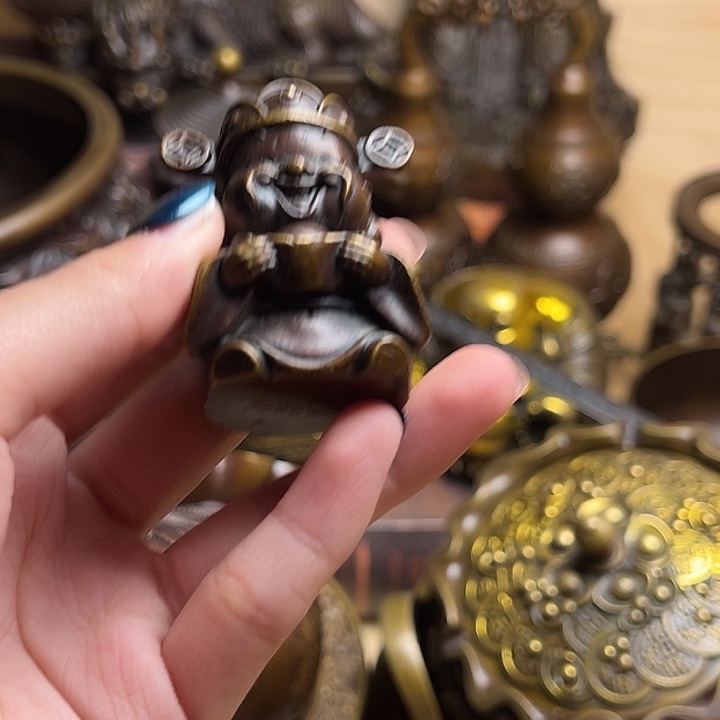 精美铜器，点击下单