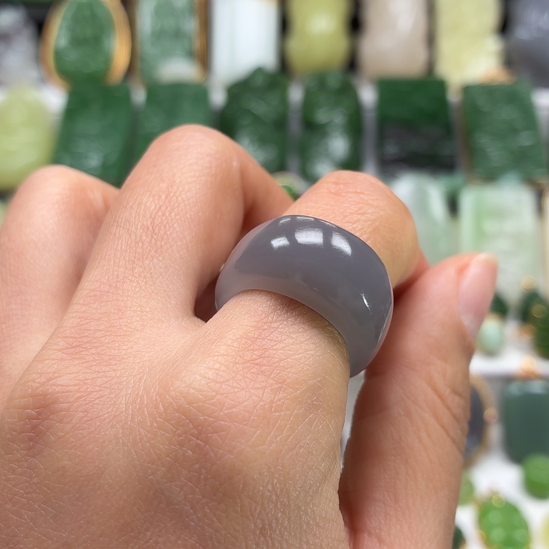 和田玉未镶嵌颈饰17.6