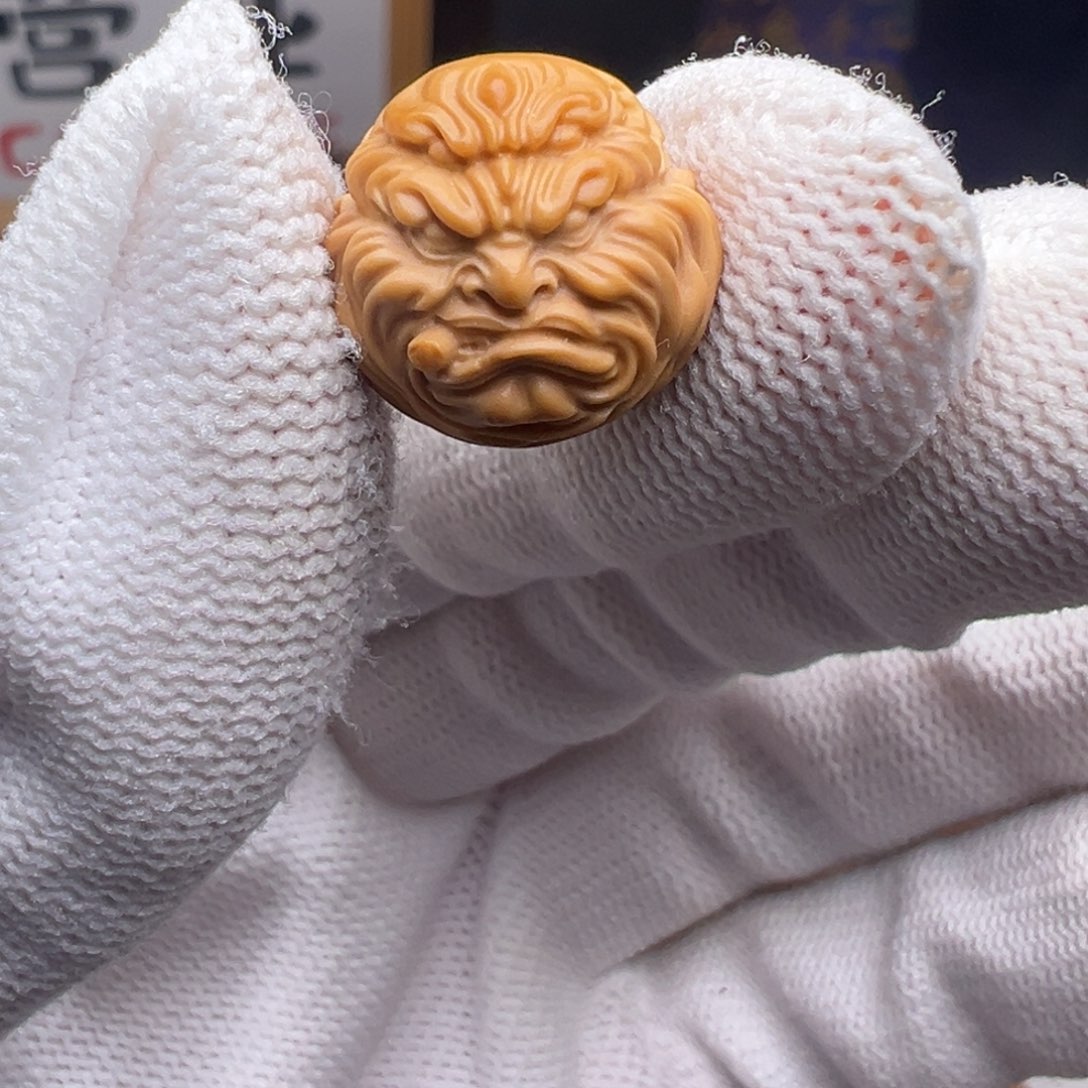 文玩核桃把件四目烟鬼16左右尺寸全品有正常封口线