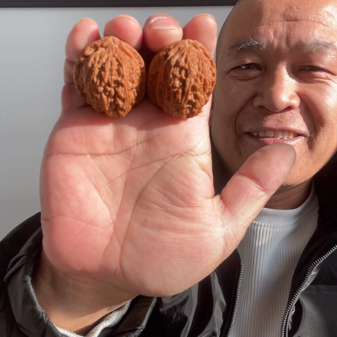 若***回吊坠文玩核桃白狮子36