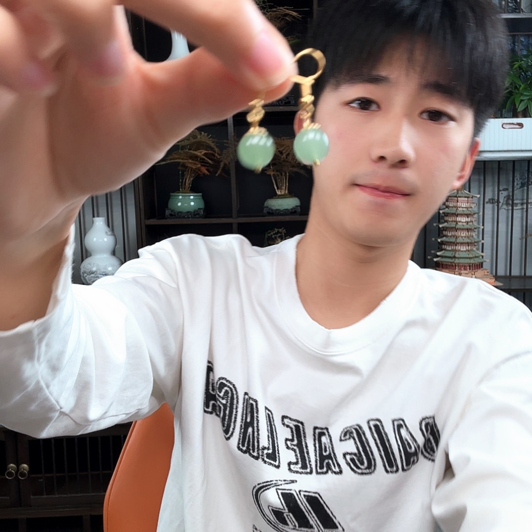 颈饰合金石英质玉
