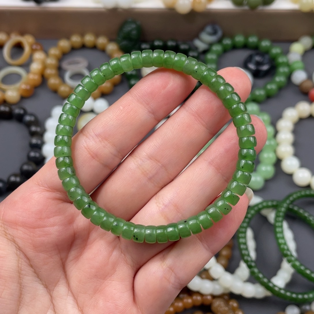 和田玉手串未镶嵌