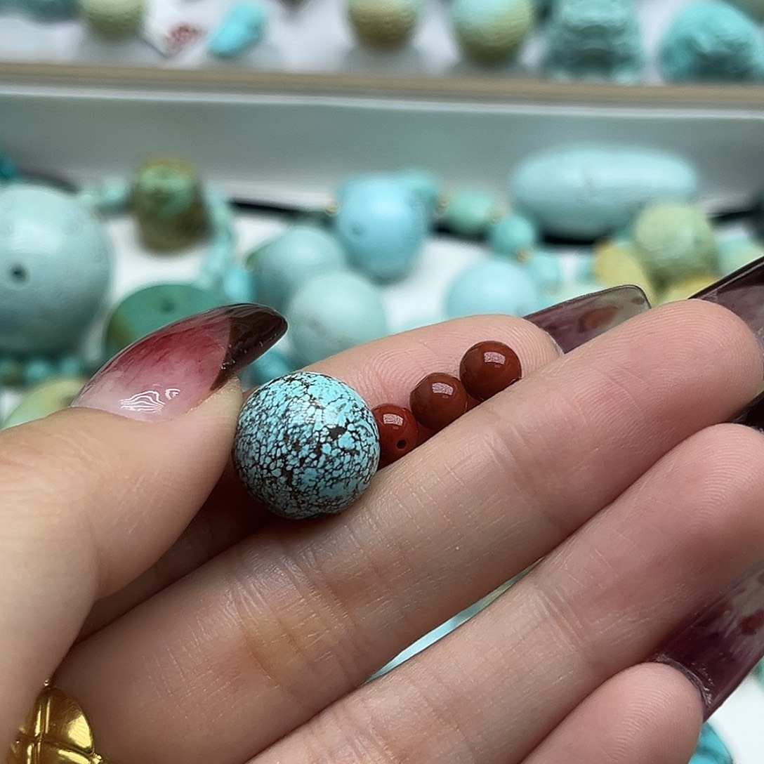 南红玛瑙未镶嵌珠宝奇石