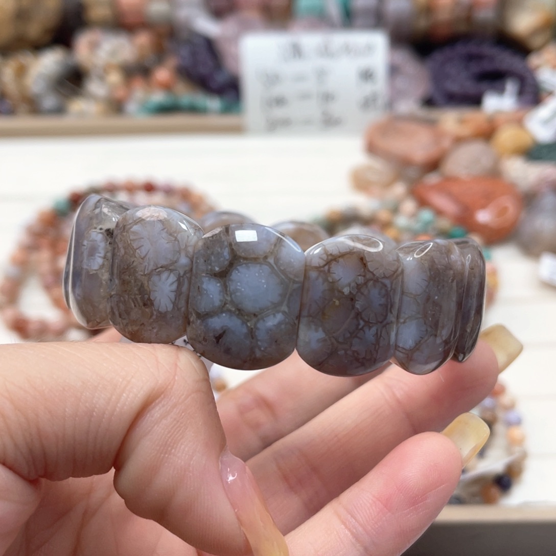 未镶嵌手链硅化玉鱼***画401