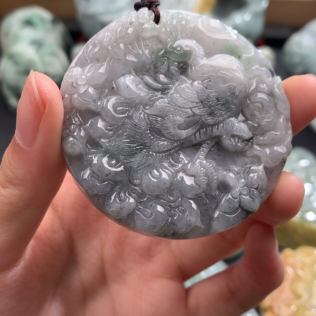 吊坠(不含链)未镶嵌翡翠