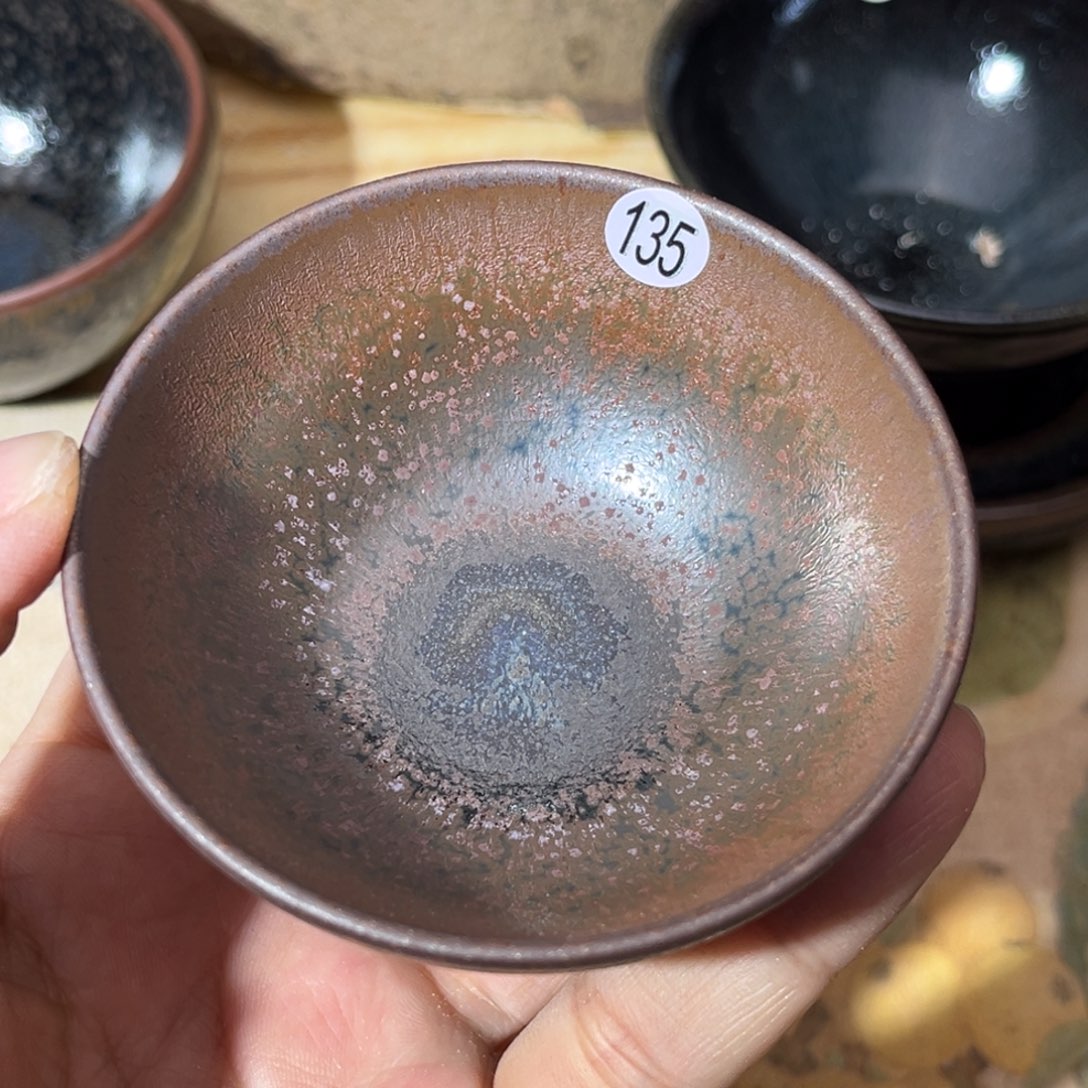 茶盏义兴龙窑坚持真柴烧