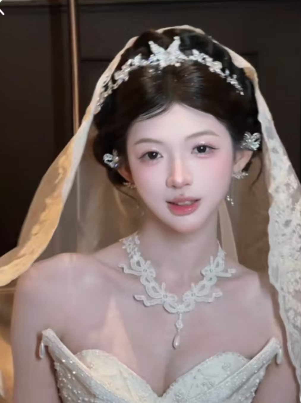 （带耳饰！！！）新娘头饰公主复古气质网红皇冠轻奢婚礼甜美简约