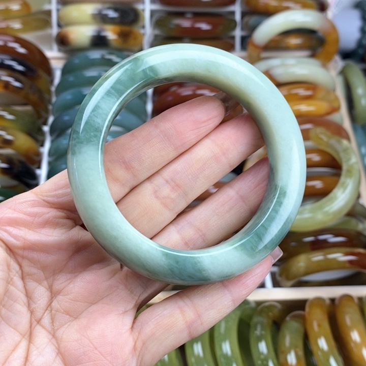 蛇纹石玉手镯未镶嵌56