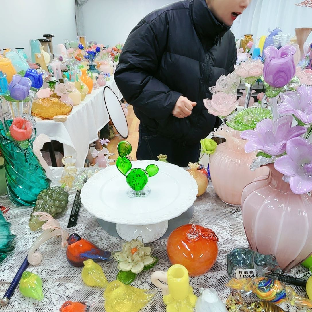 福利不退不换琉璃花瓶艺术品