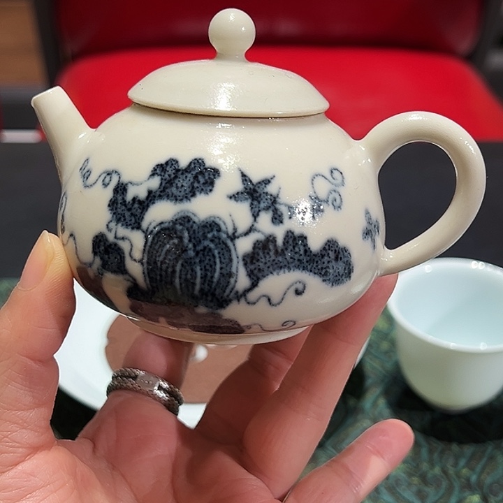 元青拙手仿元青花草木灰釉