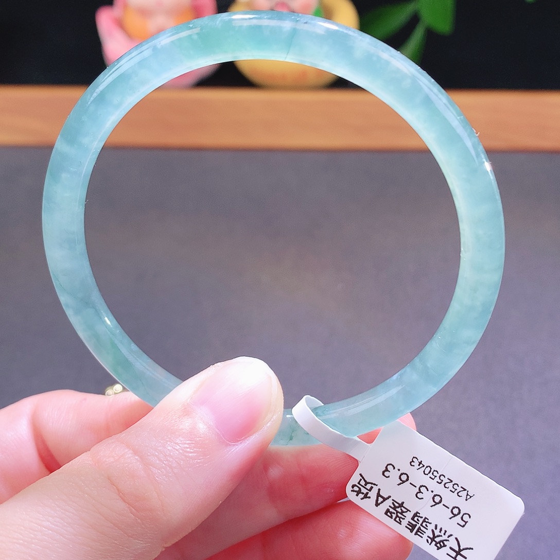 翡翠未镶嵌手镯天然翡翠