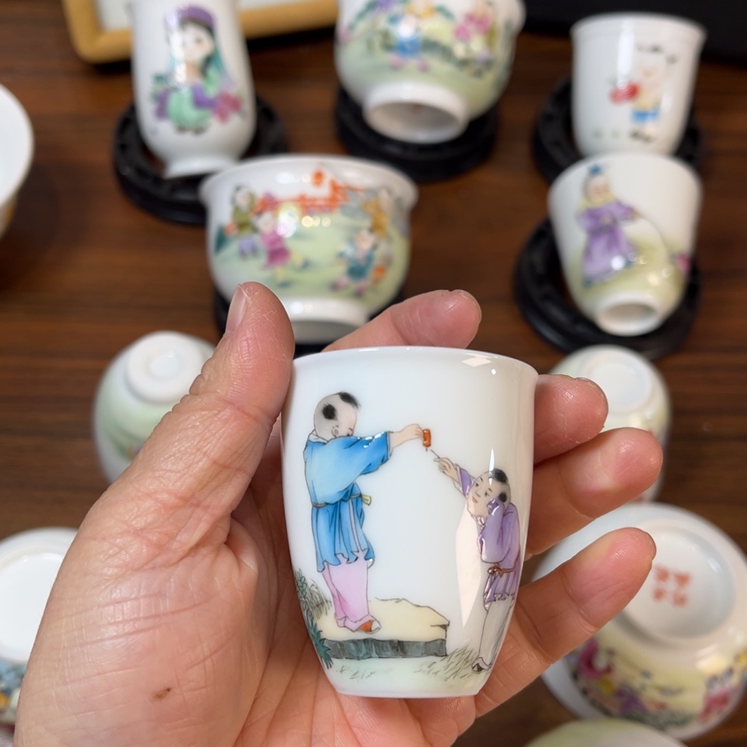 景德镇手绘珐琅彩主人杯