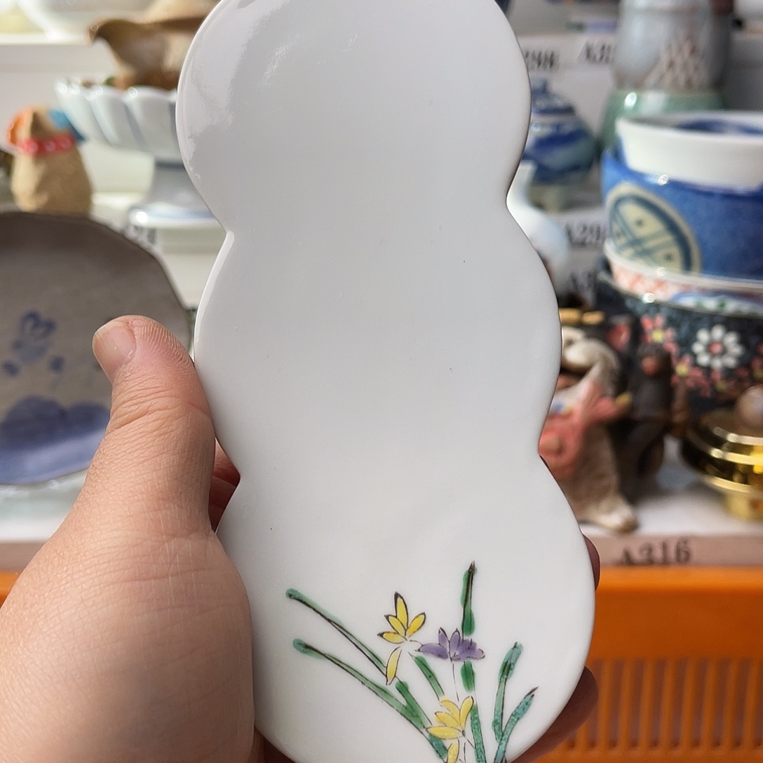 瓷片献****束我的好友是他女朋友和女朋友一起看