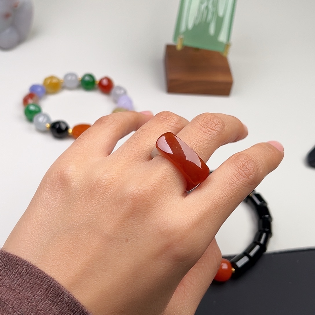 翡翠未镶嵌戒指红翡扳指