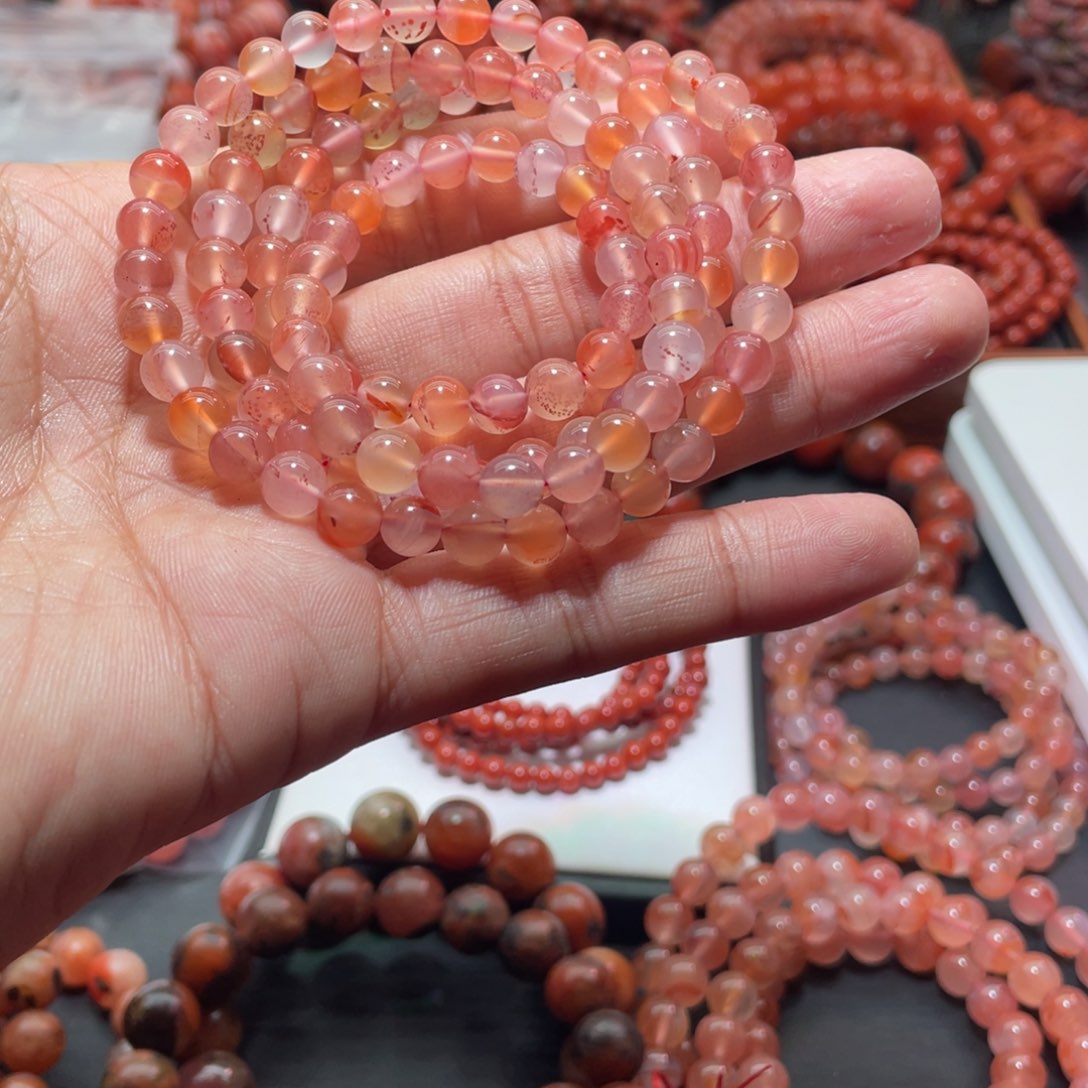 南红玛瑙手链未镶嵌