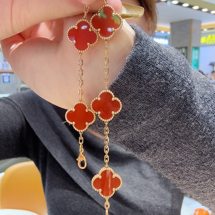 玛瑙/玉髓18K金镶嵌手链15mm草玫瑰金