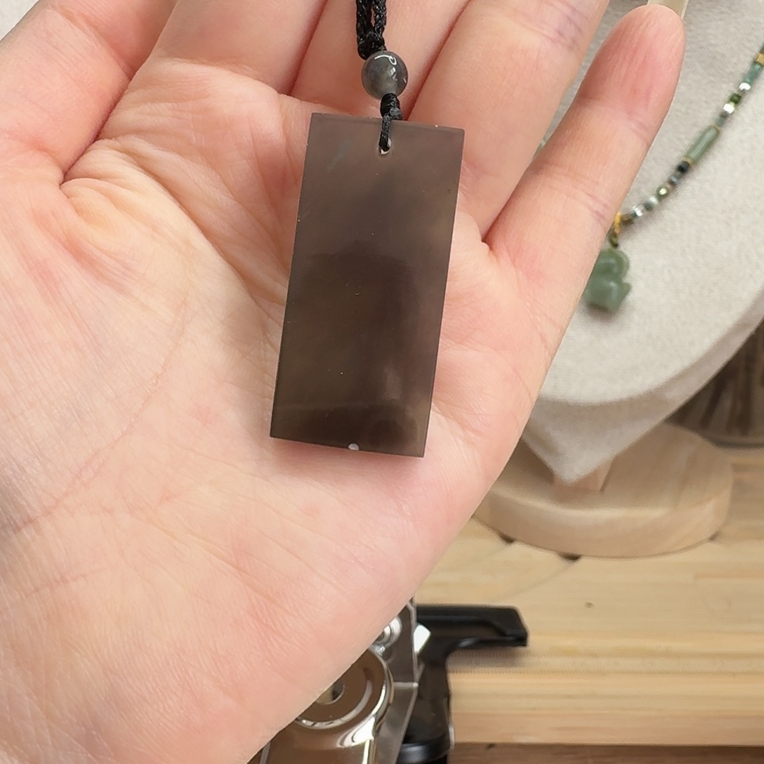 蛇纹石玉合金颈饰