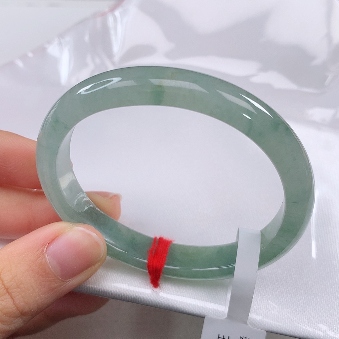 翡翠手镯未镶嵌 贵妃①⑦⑤