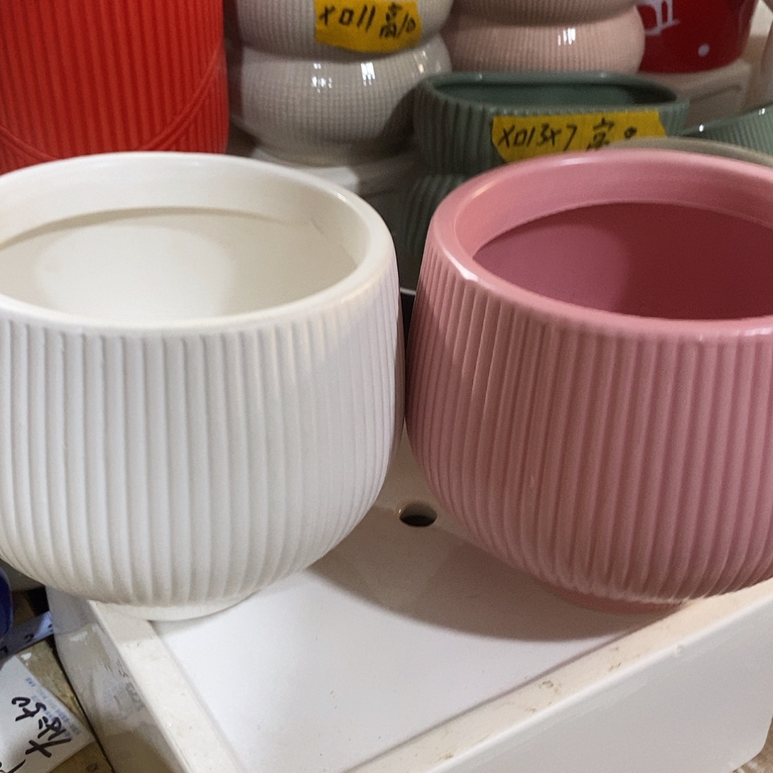 摆件陶盆有孔 瑕疵介意勿拍