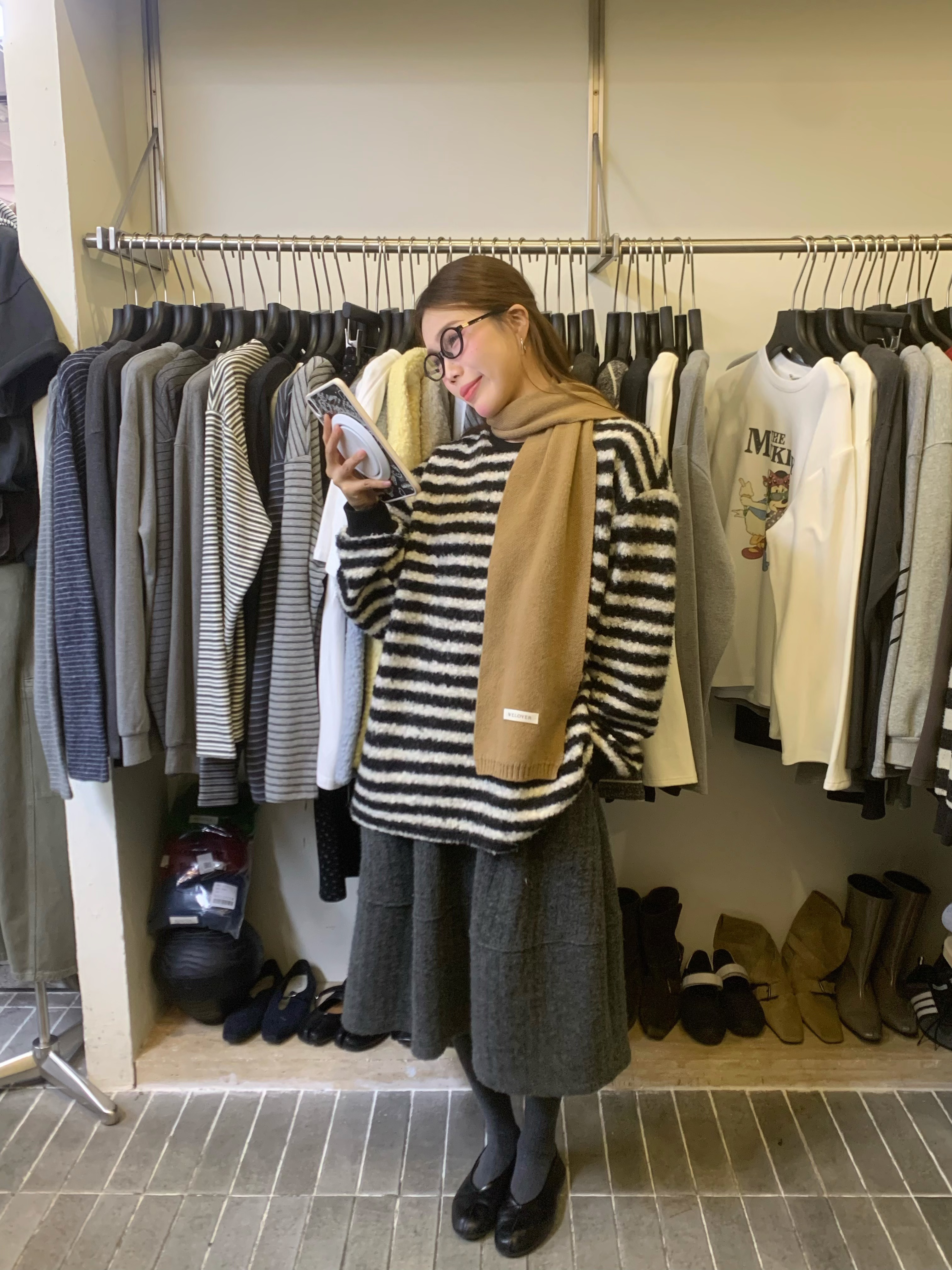 温柔瑶-Uncle Be冬季新款-撞色条纹“卷卷毛”百搭绒面卫衣-77102