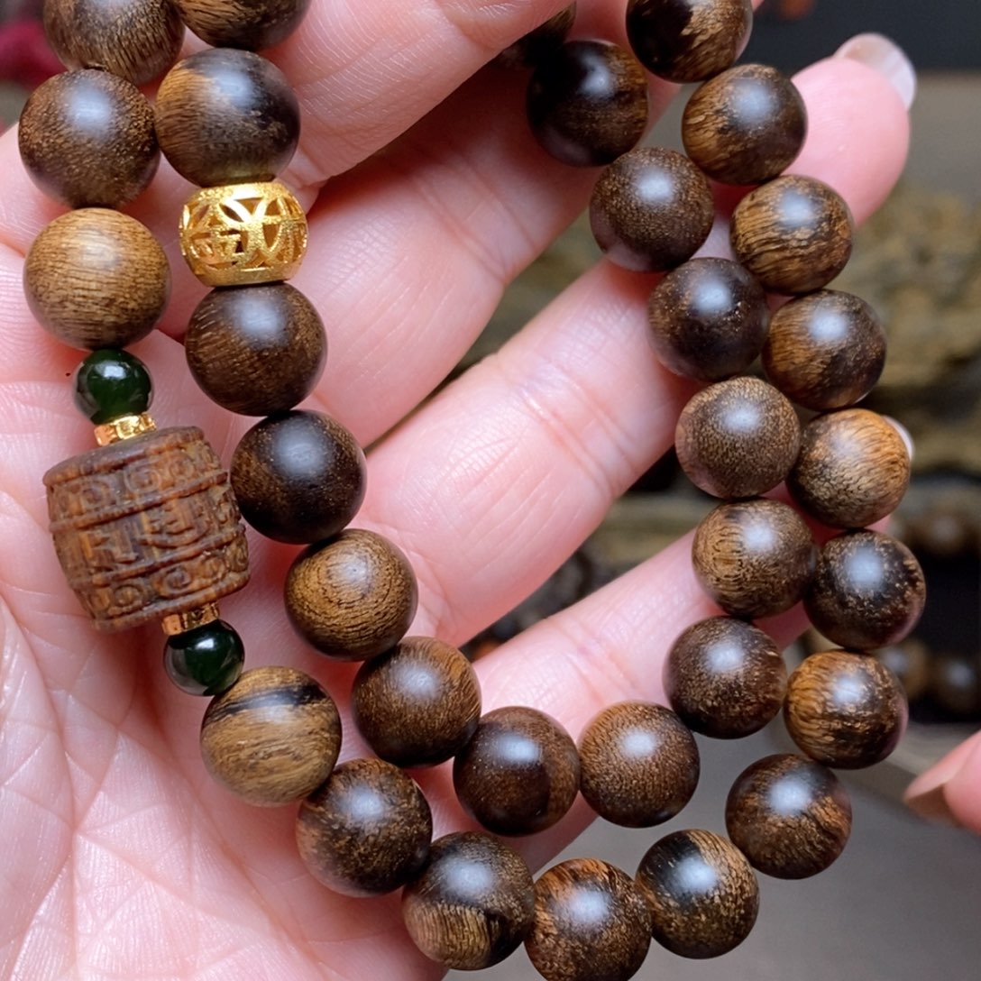 沉香手串富森红土瘤疤10➕白棋沉香木雕