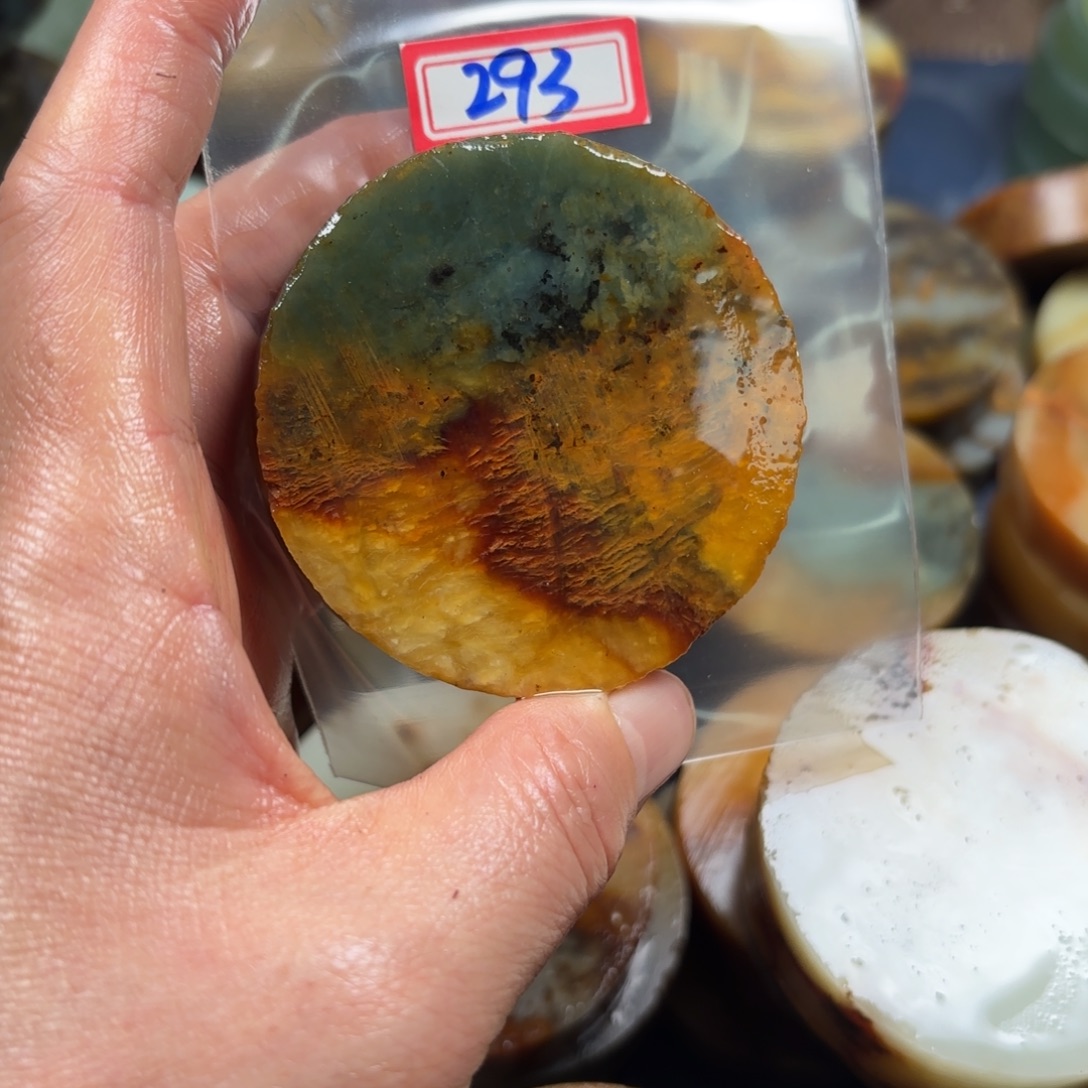 K***o蛇纹石玉未镶嵌珠宝半成品