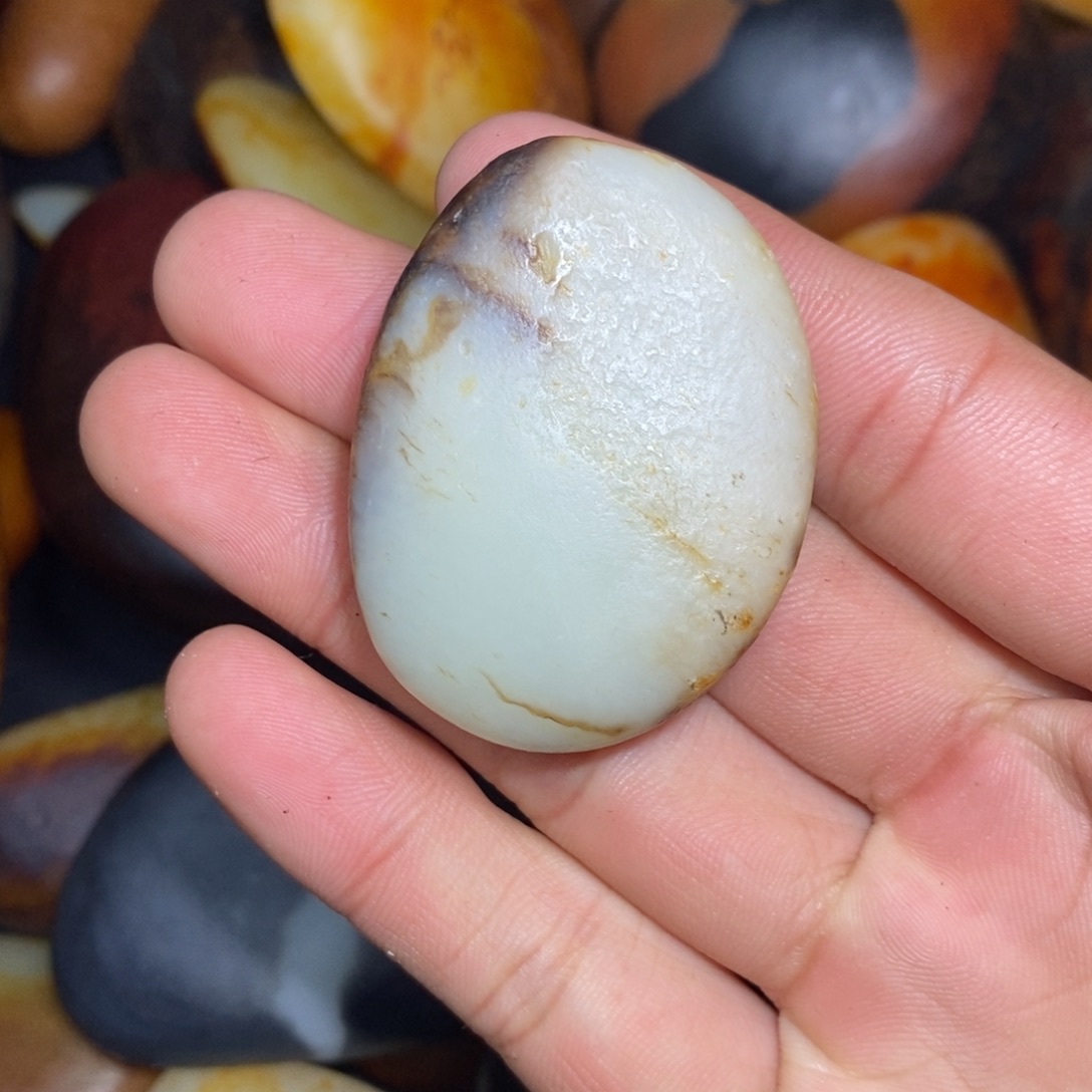 和田玉未镶嵌珠宝奇石