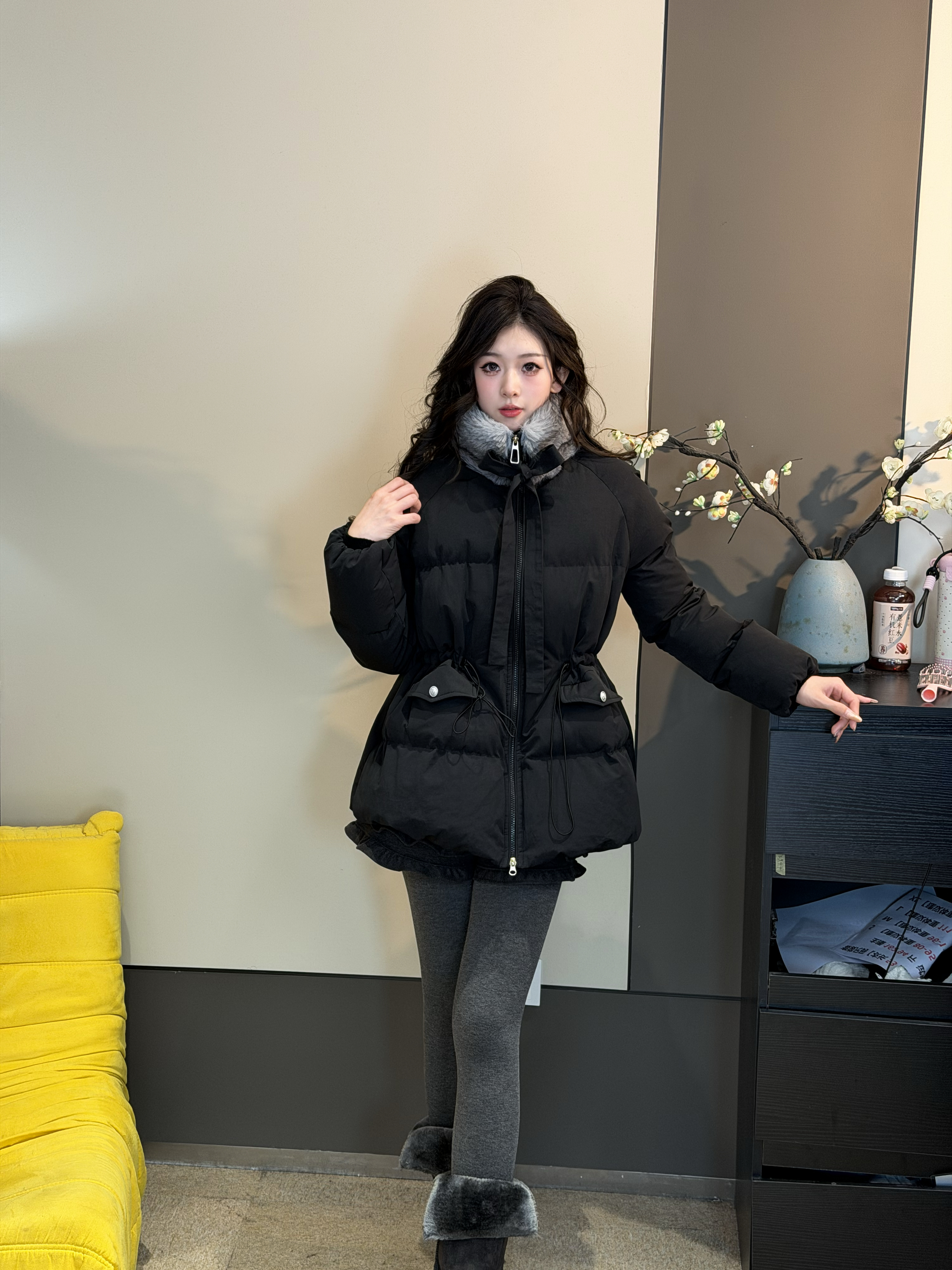 2025年冬季新款长款收腰设计感加厚棉服