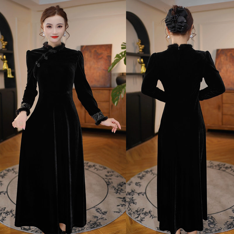 加厚保暖真毛领丝绒裙2025新款新中式重工收腰气质丝绒轻奢打底裙