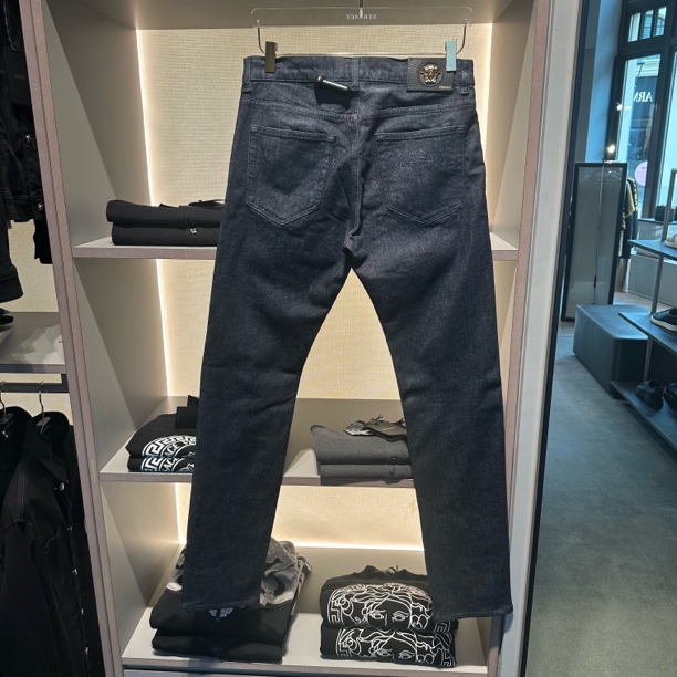 未使用 VERSACE/范思哲 男款深蓝色直筒修身时尚休闲牛仔裤