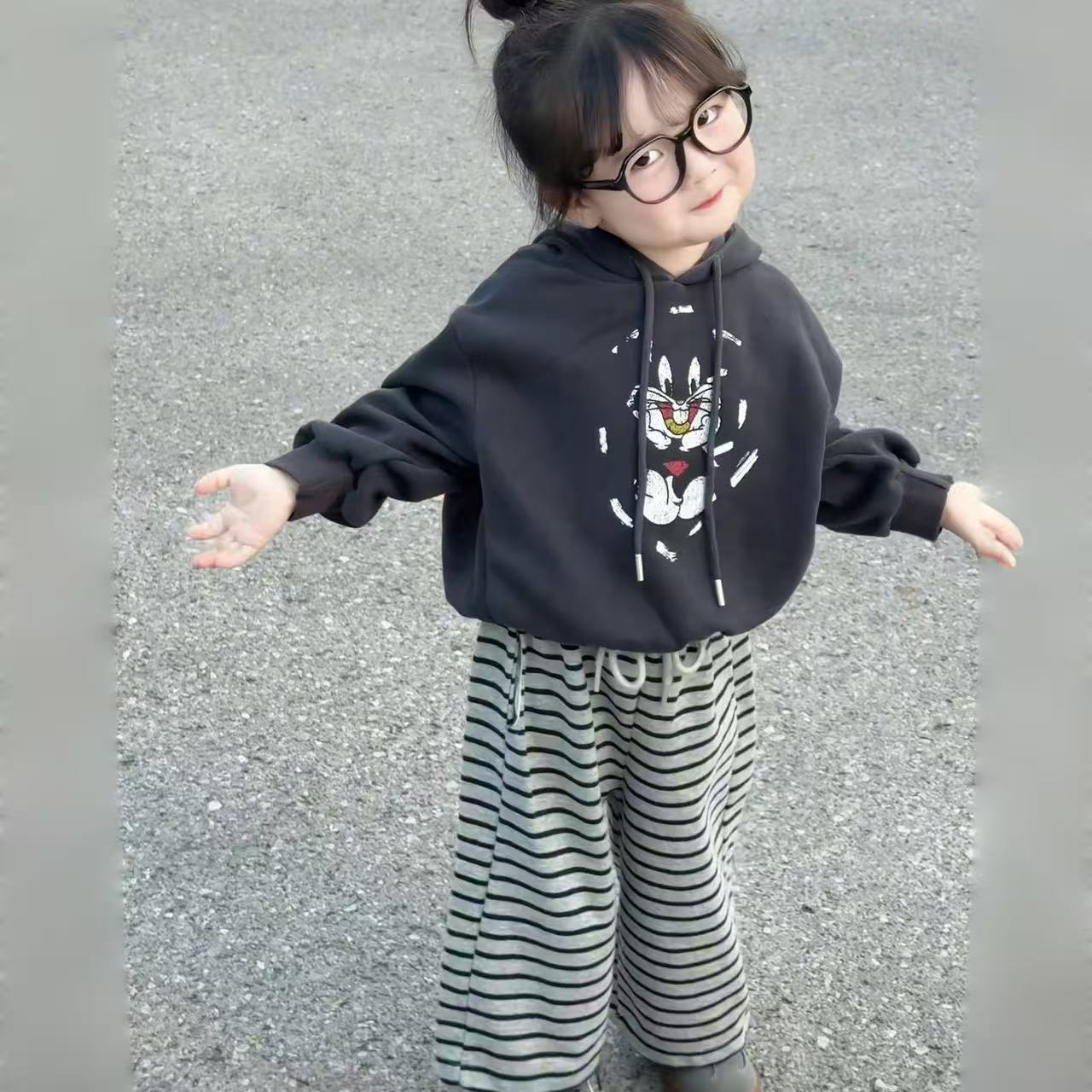 韩版条纹套头常规女春秋套装卡通大童卫衣印花套装