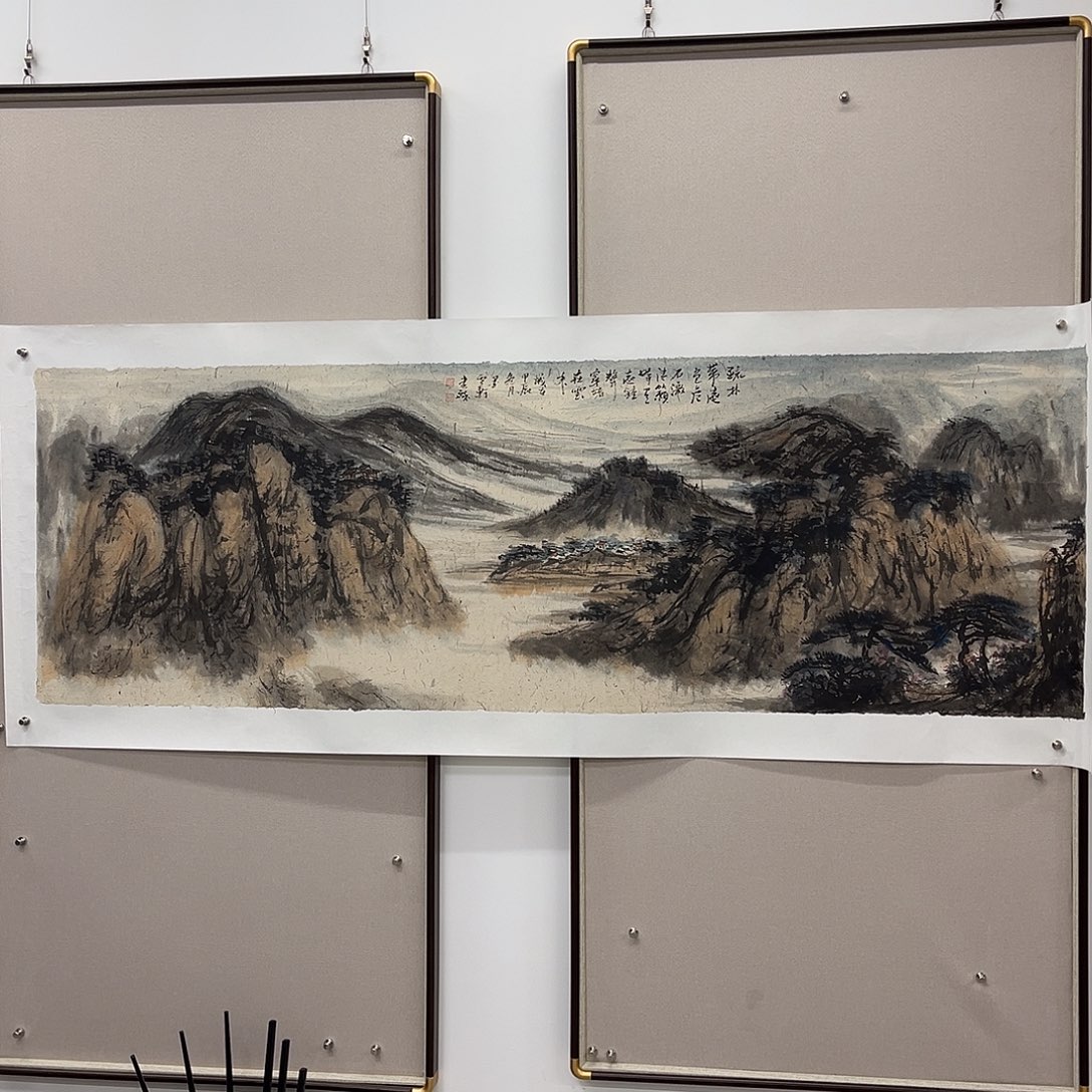 国画艺术家真人手绘