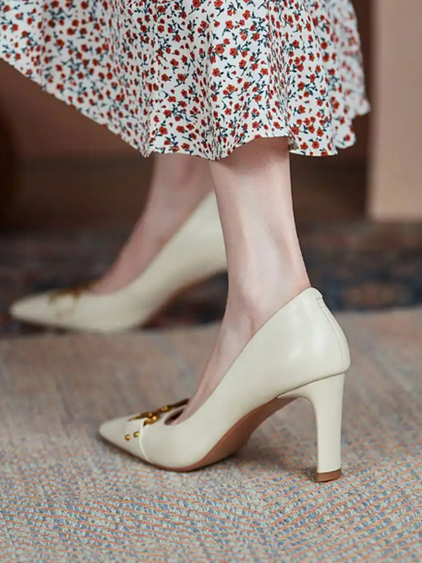 monncashmere 百搭包头胶粘银色时尚尖头细跟高跟鞋轻职风单鞋