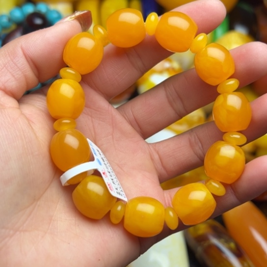 琥珀手串未镶嵌蜜蜡