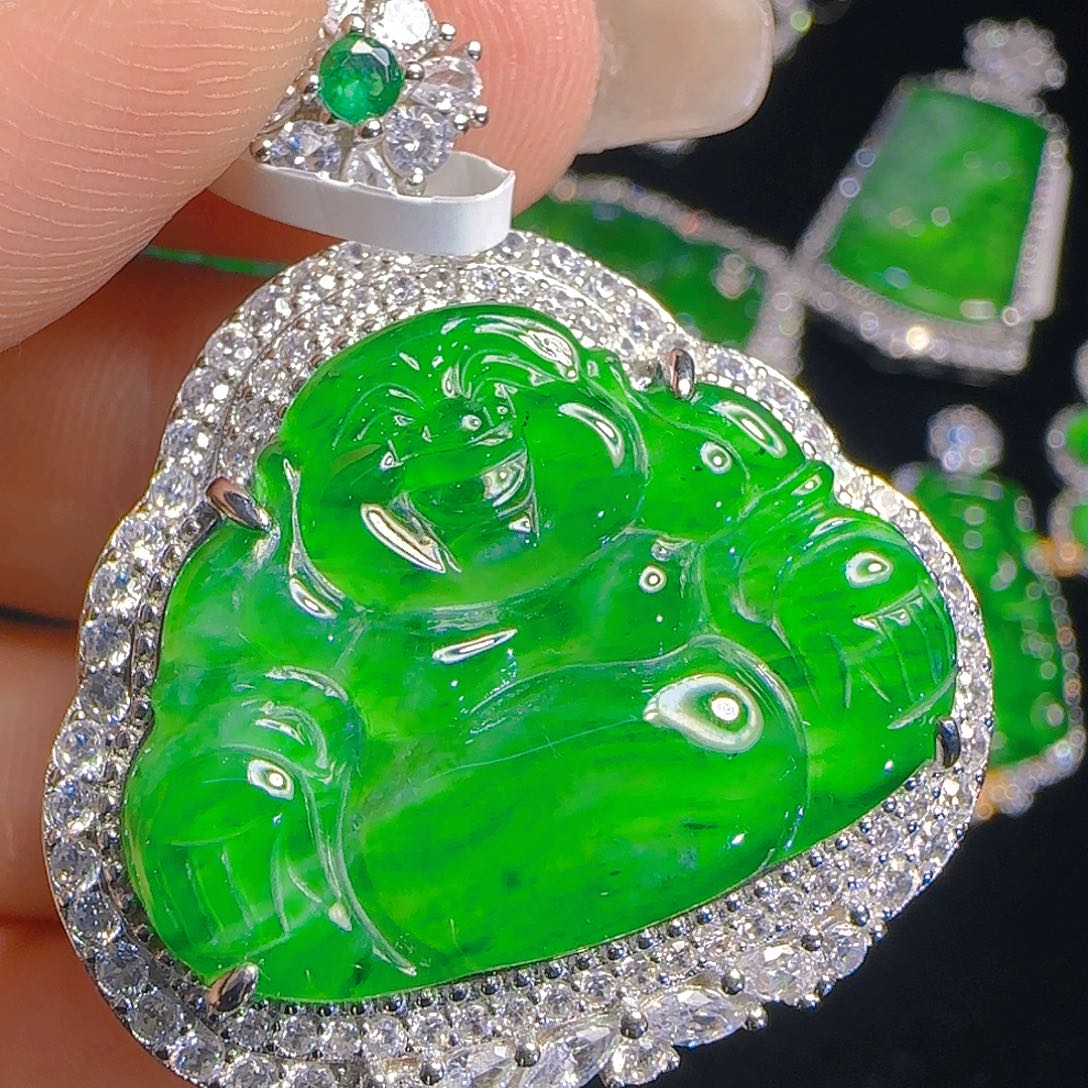 翡翠吊坠(赠链)银S925镶嵌