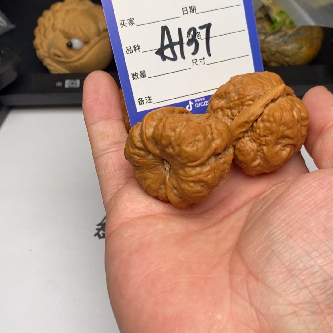 L***童手串/手链核桃A137蛤蟆头