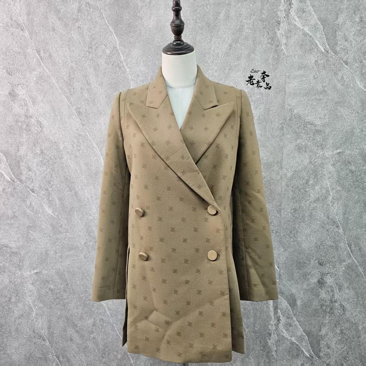 99新 FENDI/芬迪 海囤Q/芬迪/上衣/38码/nz136521