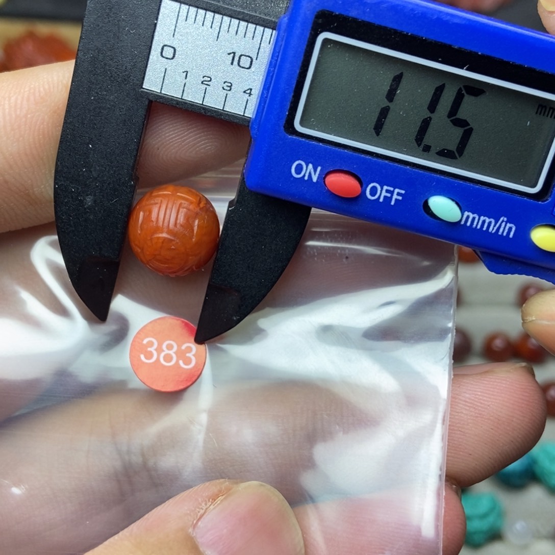 南红玛瑙未镶嵌南红玛瑙有瑕疵