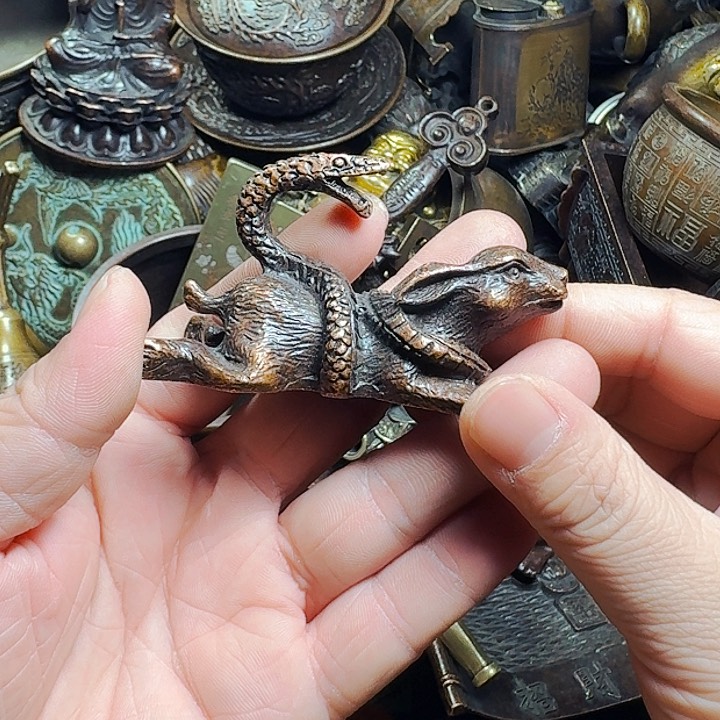 铜器摆件收收藏藏