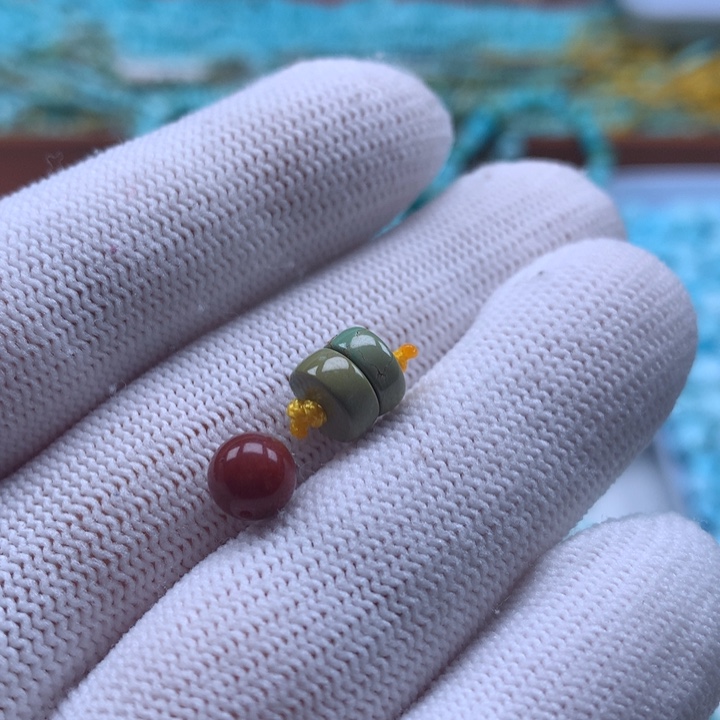 南红玛瑙未镶嵌珠宝奇石