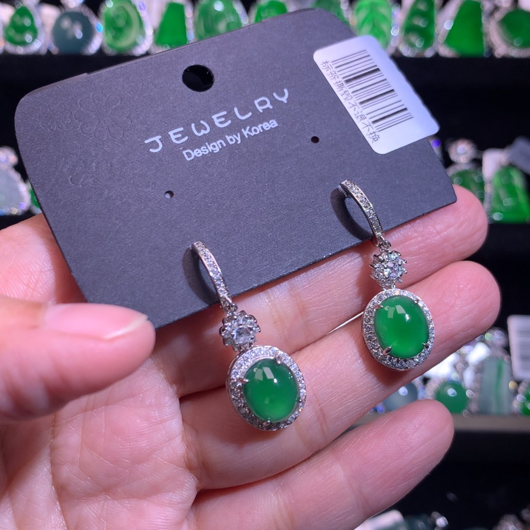 【闪购商品】颈饰银S925镶嵌翡翠