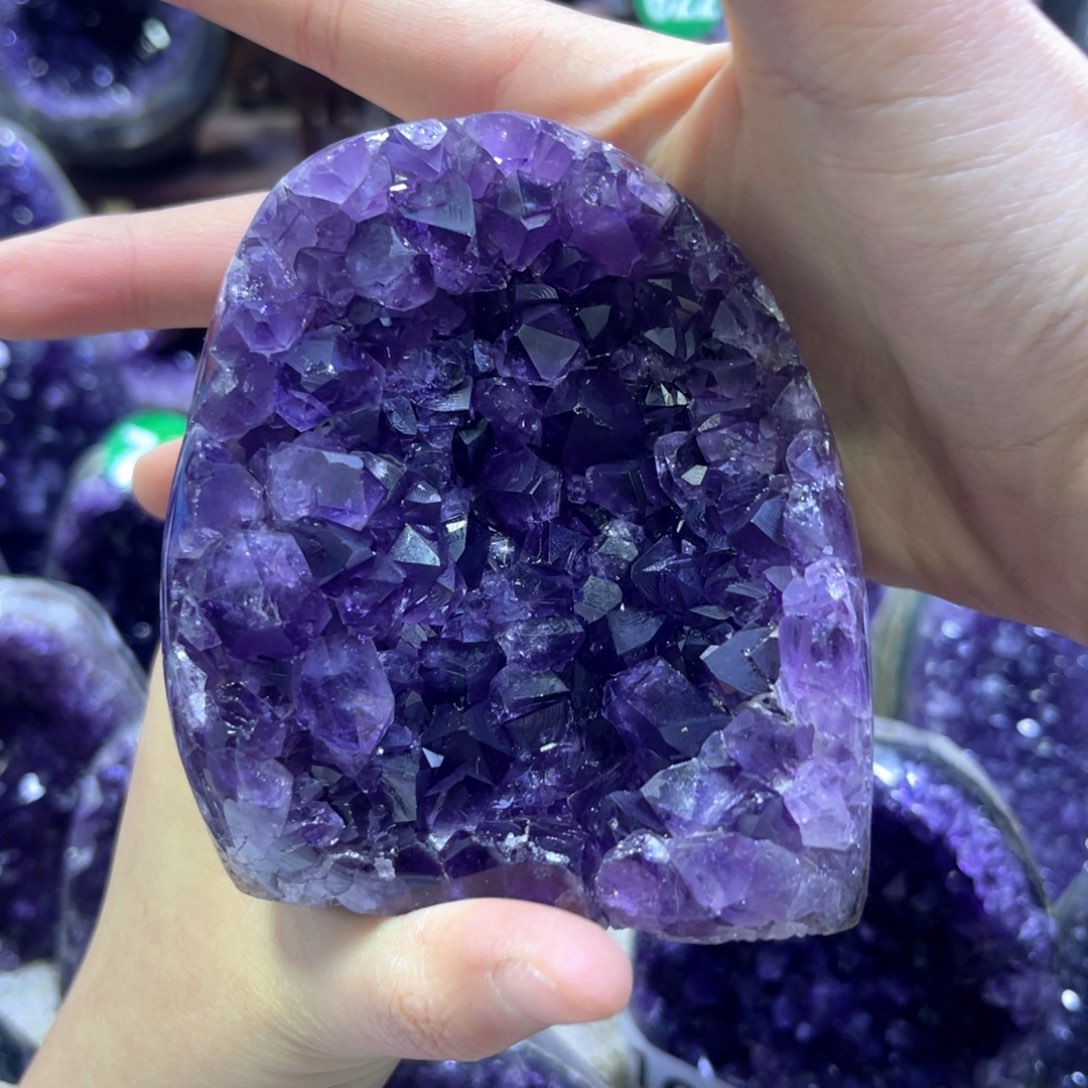 紫晶摆件未镶嵌紫水晶